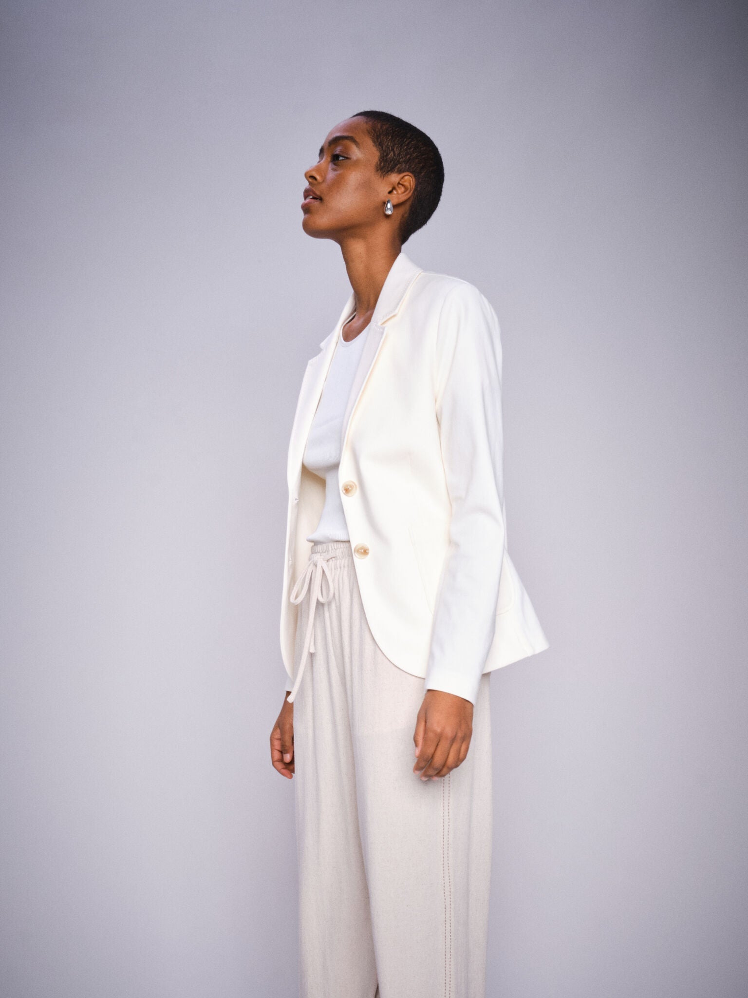 Modelshot / Ecru / Detail